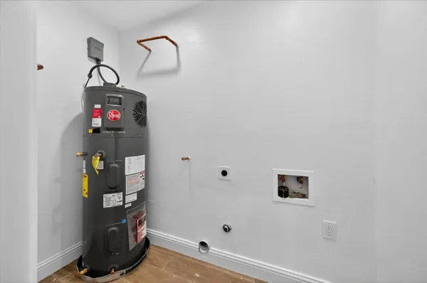 $3,500,000 | 6873 20th Avenue, Lemoore, CA 93245