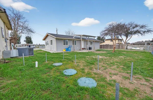 $3,500,000 | 6873 20th Avenue, Lemoore, CA 93245