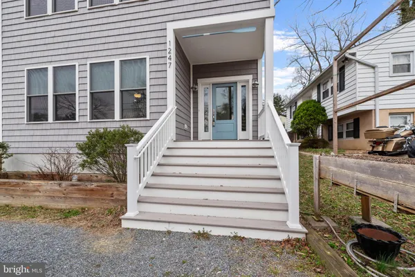 $3,300 | 1247 Shore Drive, Edgewater, MD 21037
