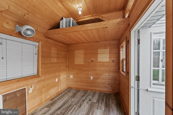 $3,300 | 1247 Shore Drive, Edgewater, MD 21037