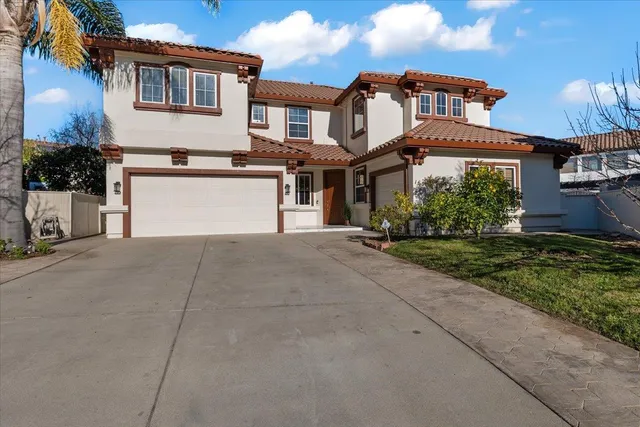 $1,199,000 | 16 Wimbledon Circle, Salinas, CA 93906