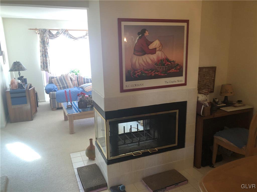 313 Hill Road Whitehall, PA 18052 - Photo 5 of 29 Gallery Image 5