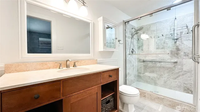 $4,200 | 2830 216th Avenue Southeast, Sammamish, WA 98075