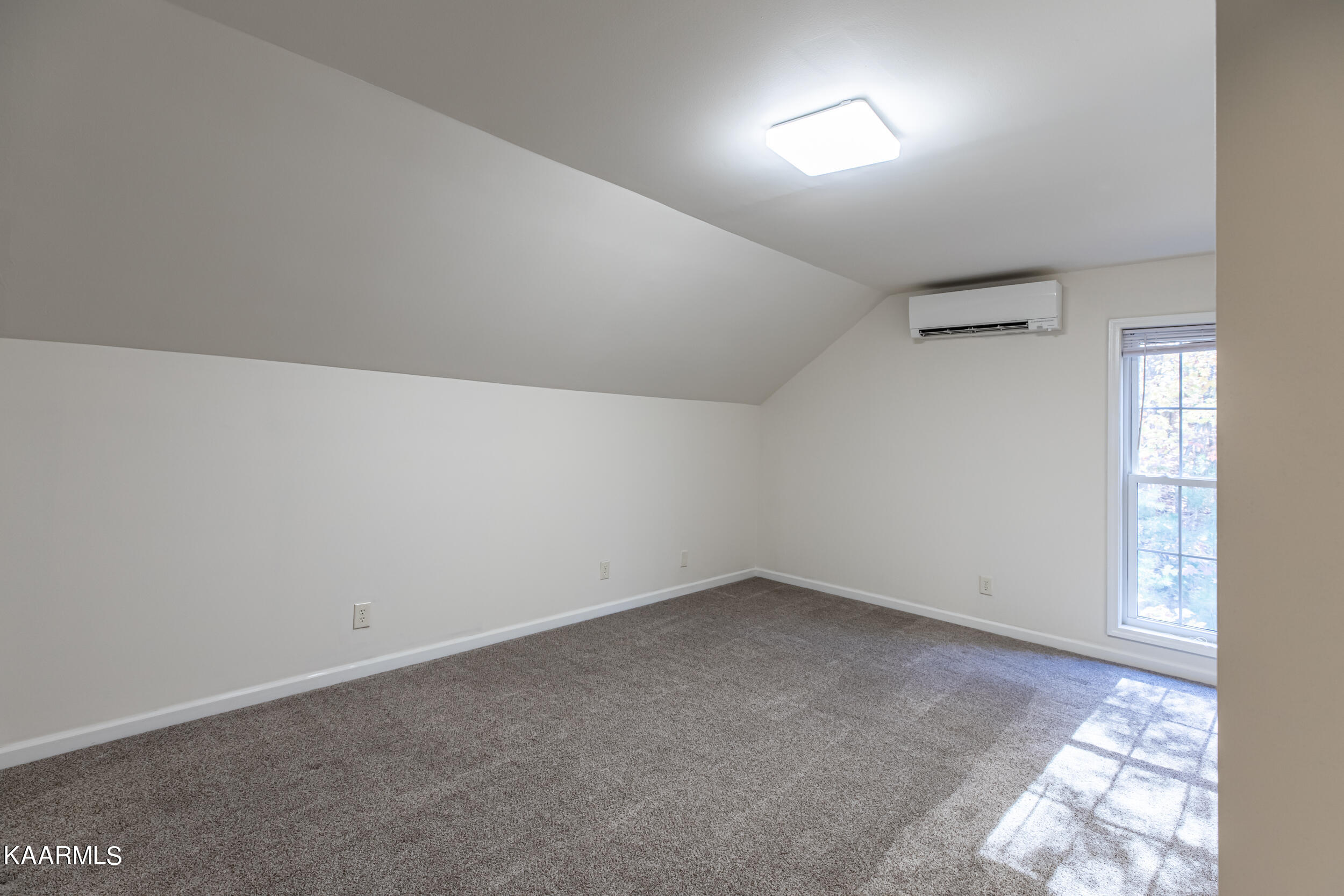 1514 Cove Pointe Road La Follette, TN 37766 - Photo 27 of 38 1514 Cove Pointe Rd-32