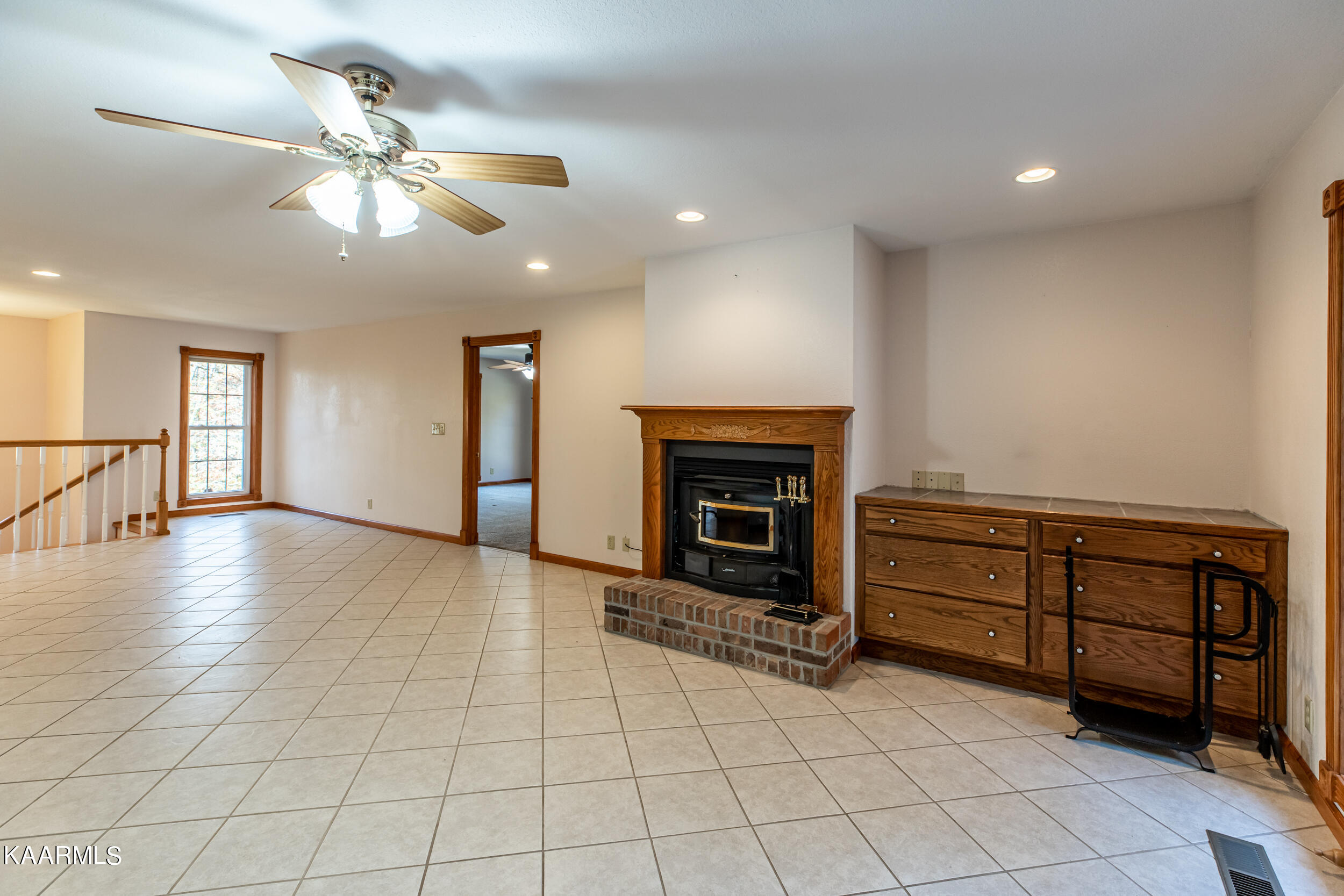 1514 Cove Pointe Road La Follette, TN 37766 - Photo 8 of 38 1514 Cove Pointe Rd-12