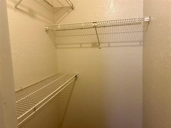 $1,225 | 409 Crestline Drive, Arlington, TX 76012