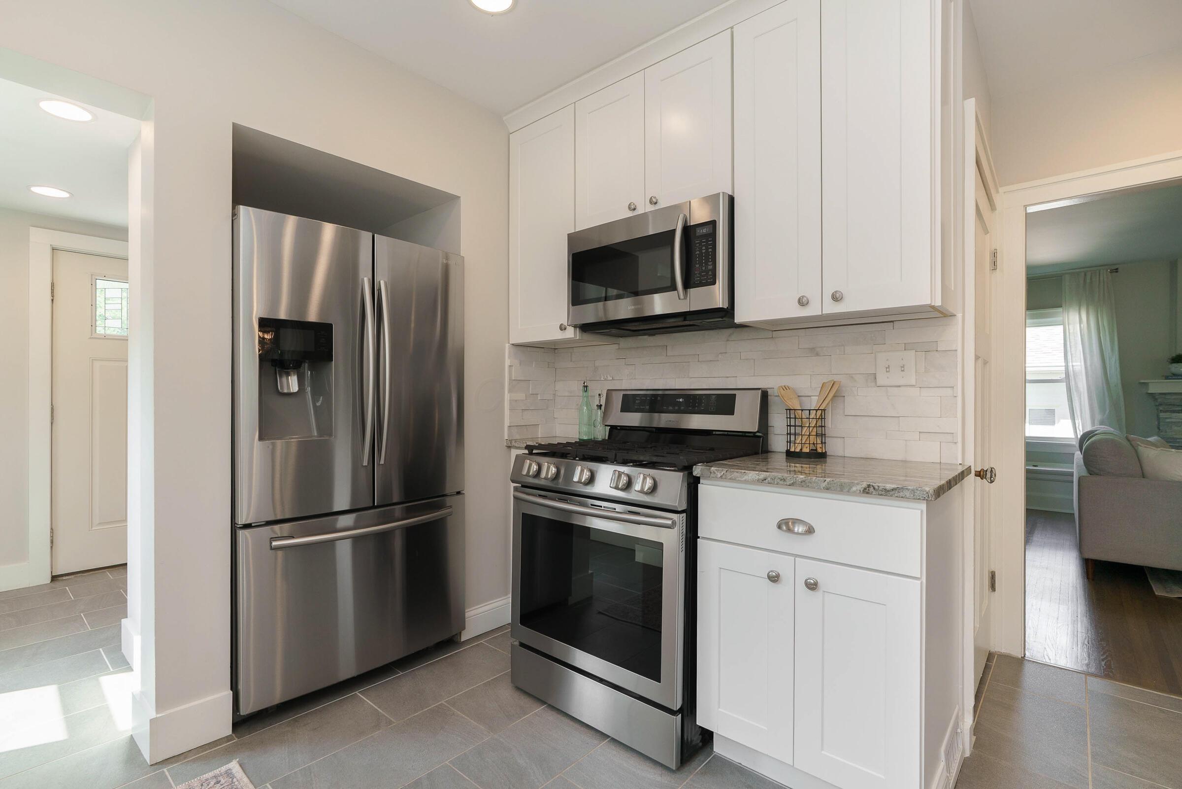 163 Garden Road Columbus, OH 43214 - Photo 16 of 46 All of the appliances convey with this move-in ready home.