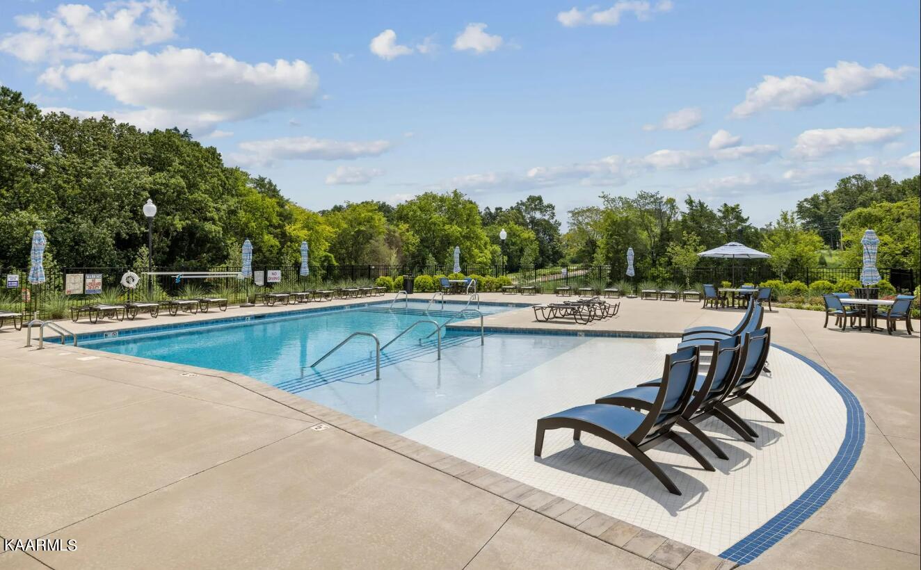 173 Goldheart Road Farragut, TN 37934 - Photo 7 of 8 Ivey Farms Pool