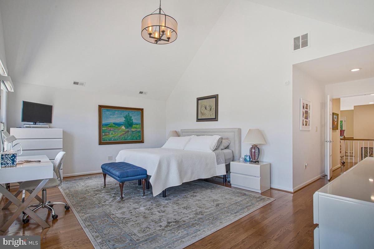 980 South River Landing Road Edgewater, MD 21037 - Photo 37 of 76 Primary Suite