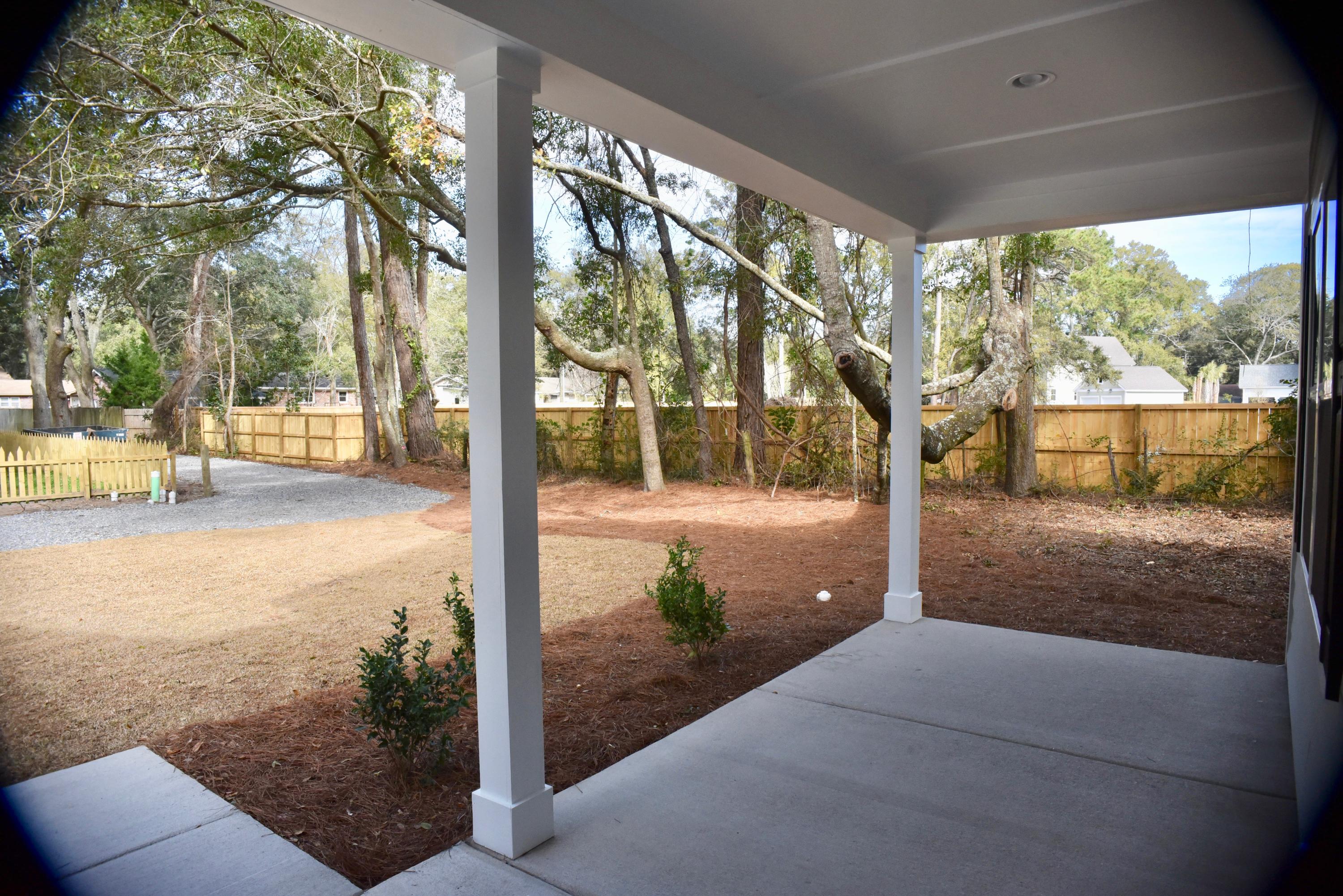 705 Fort Johnson Road Charleston, SC 29412 - Photo 4 of 35 DSC_7986