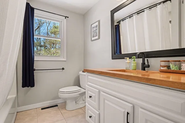 $299,888 | 9311 Bunkerhill, Richland, MI 49083