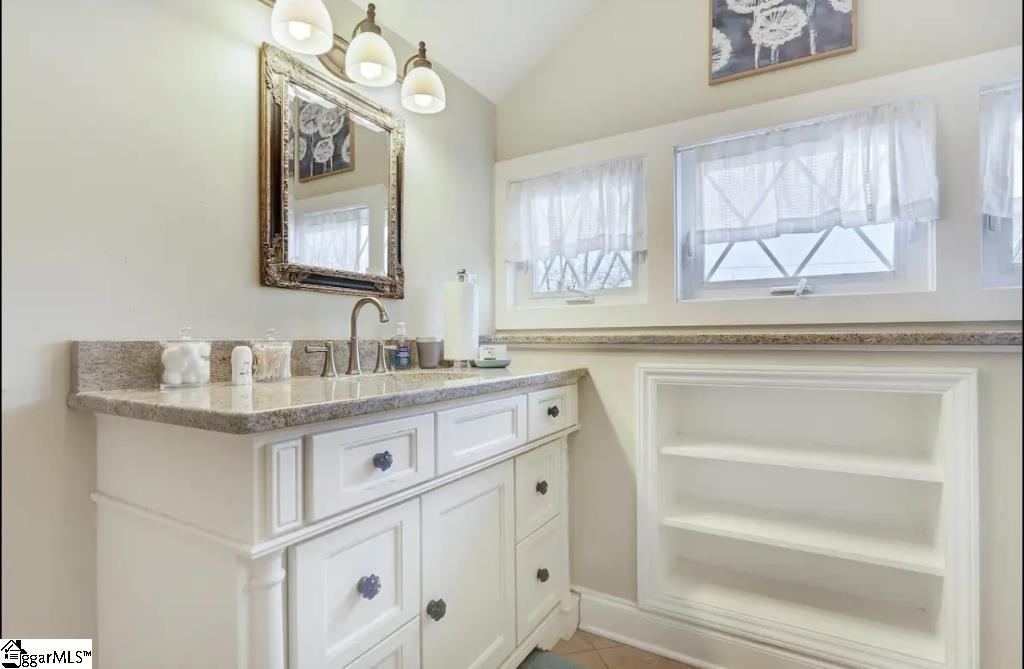 106 East Faris Road Greenville, SC 29605 - Photo 13 of 23