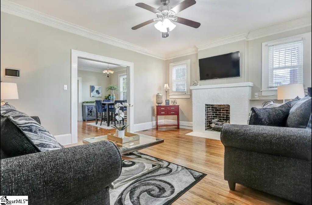 106 East Faris Road Greenville, SC 29605 - Photo 2 of 23