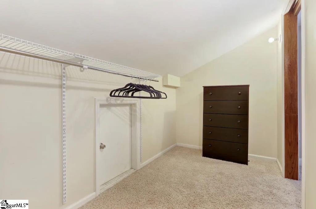 106 East Faris Road Greenville, SC 29605 - Photo 10 of 23