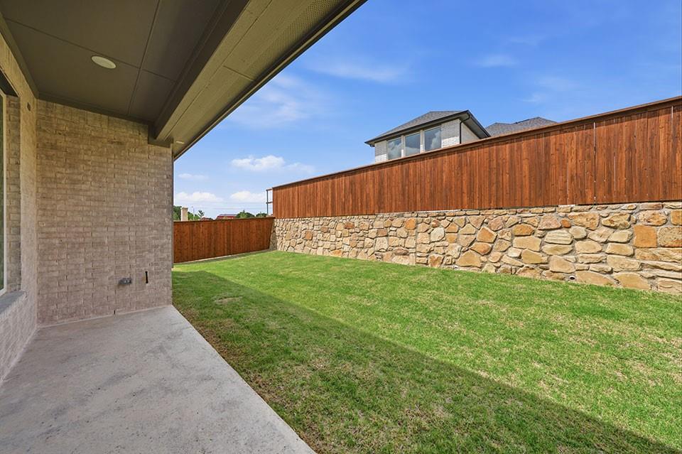 205 Ardsley Way Allen, TX 75013 - Photo 30 of 37 a view of a backyard