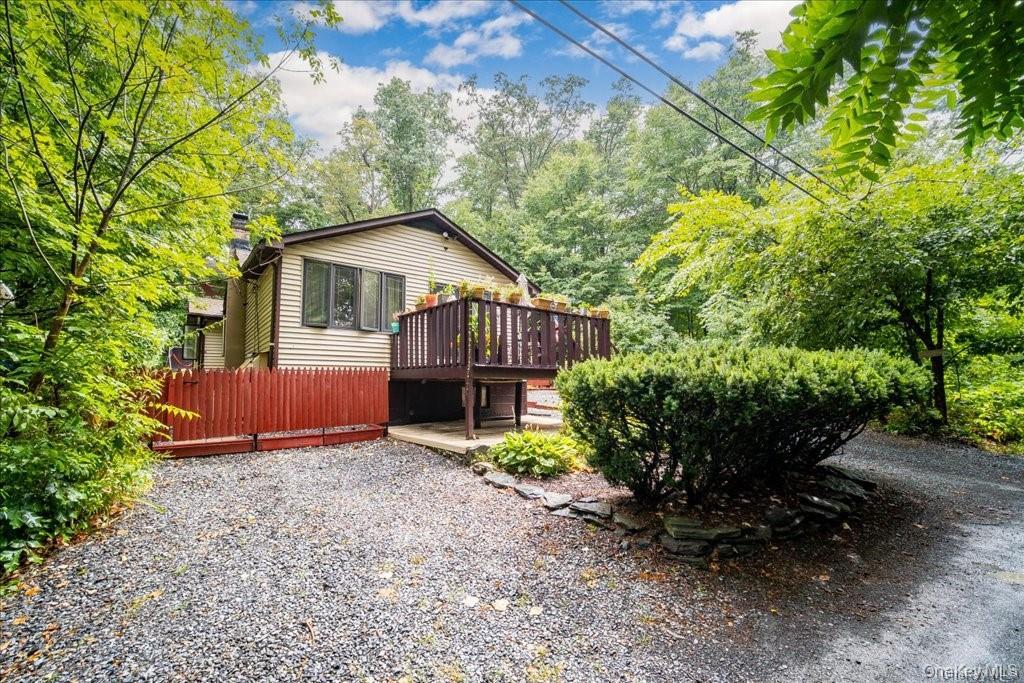13 Laurel Trail Monroe, NY 10950 - Photo 2 of 19
