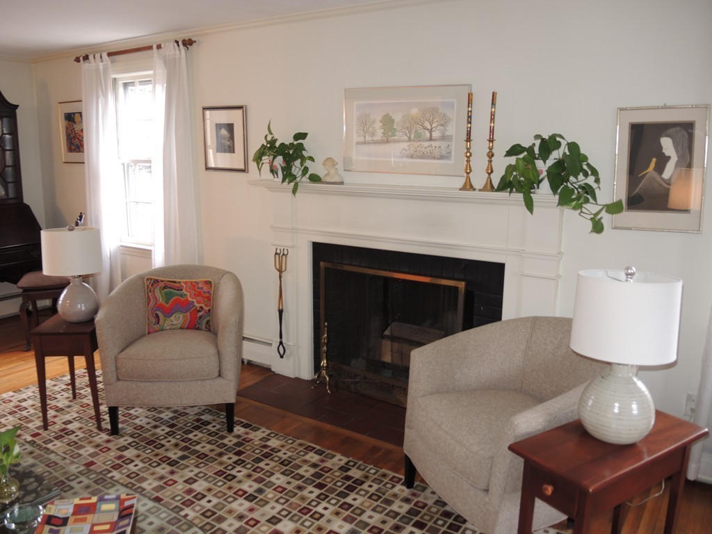 133 Tudor Road Needham, MA 02492 - Photo 8 of 27