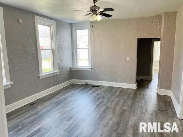 2818 Telegraph Road Davenport, IA 52804 - Photo 4 of 27 Gallery Image 4