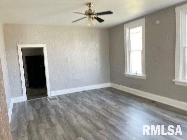 2818 Telegraph Road Davenport, IA 52804 - Photo 5 of 27 Gallery Image 5