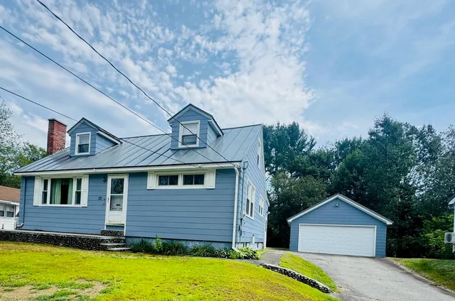 $160,000 | 22 Colony Place, Millinocket, ME 04462