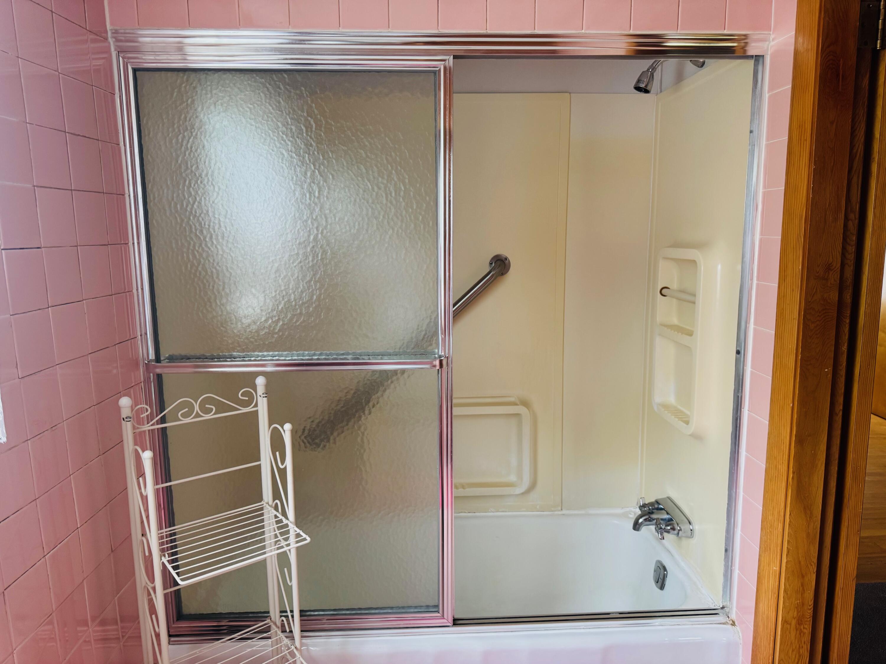 22 Colony Place Millinocket, ME 04462 - Photo 20 of 33 IMG_1263 (1)