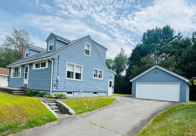 $160,000 | 22 Colony Place, Millinocket, ME 04462