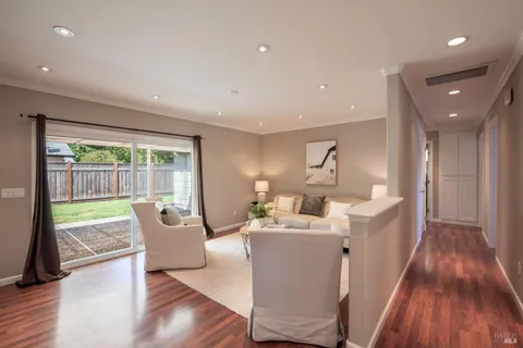$930,000 | 1201 Sunnyslope Drive, Santa Rosa, CA 95404