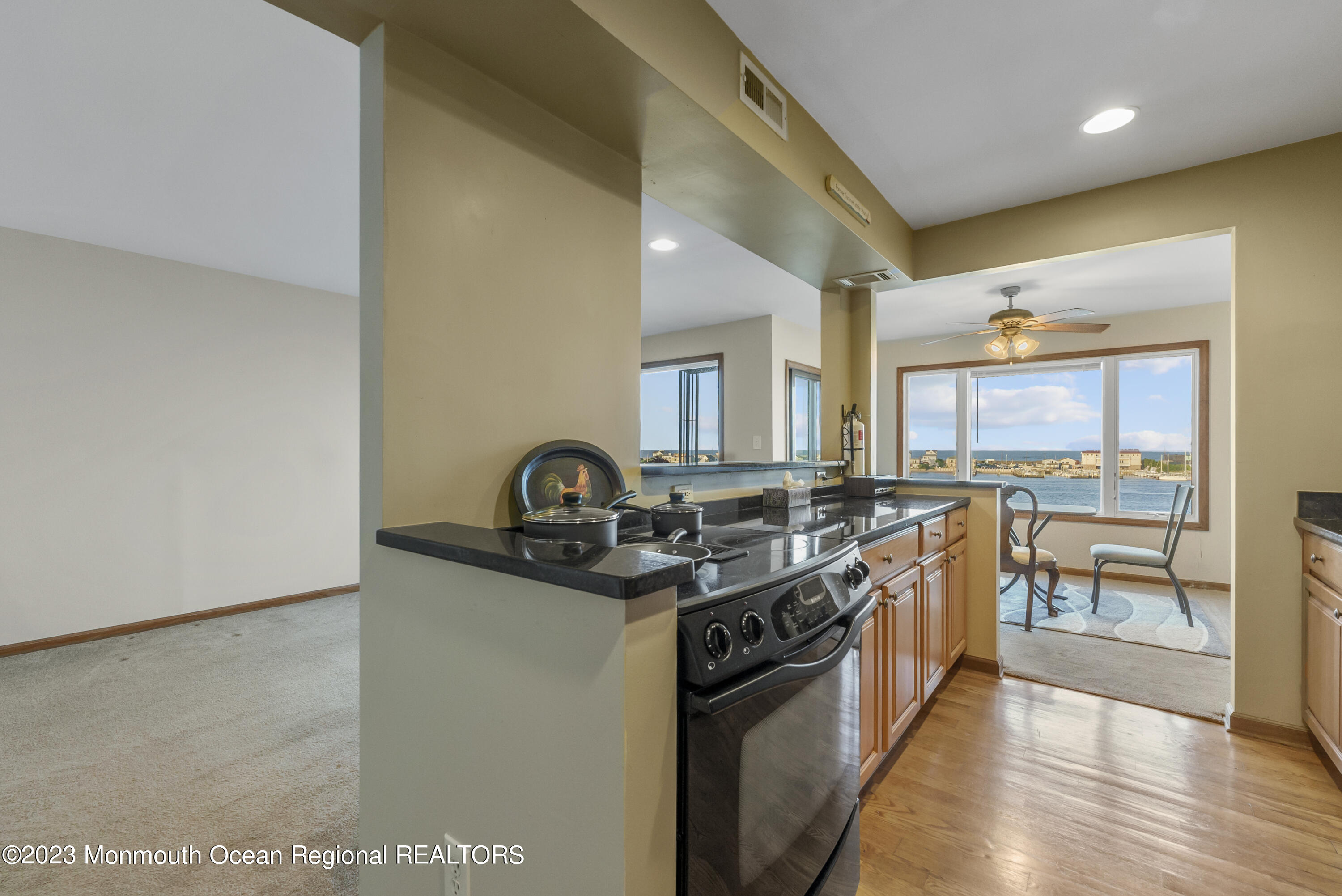 200 Portland Road, Unit 5 Highlands, NJ 07732 - Photo 14 of 24 DSC08487