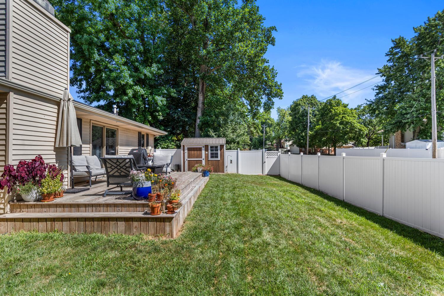 4540 Shadow Drive Decatur, IL 62526 - Photo 4 of 28 Gallery Image 4
