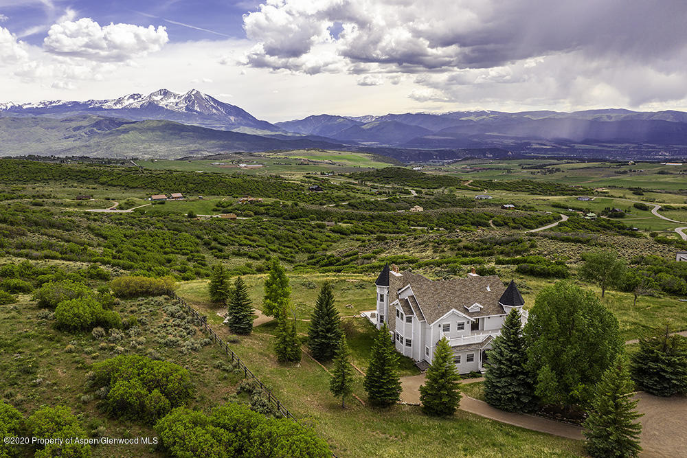 880 Buck Point Road Carbondale, CO 81623 - Photo 33 of 40 a view of city and mountain