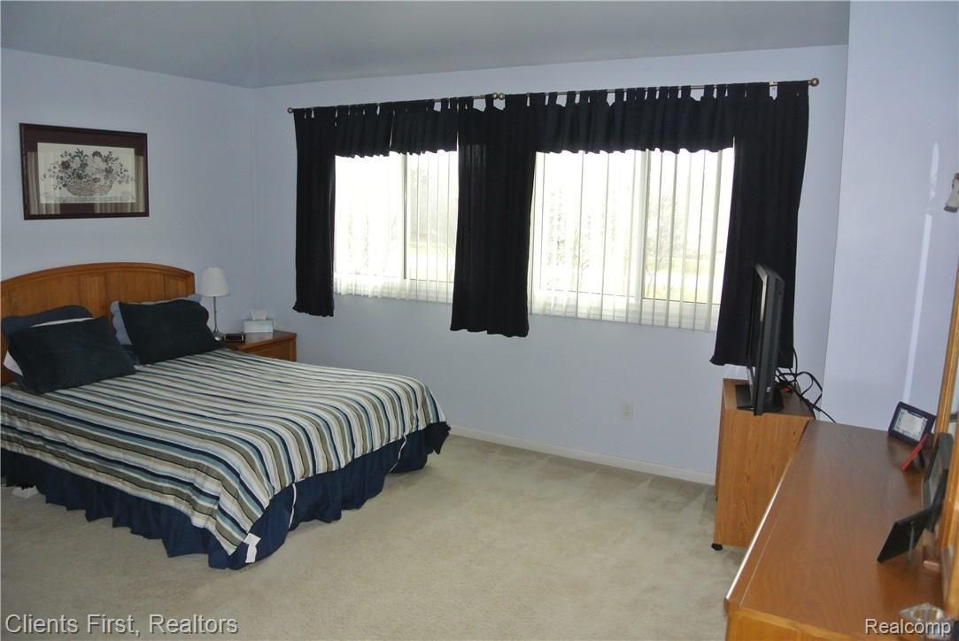 6958 Kennesaw Road Canton, MI 48187 - Photo 53 of 84 DSC_4327.JPG
