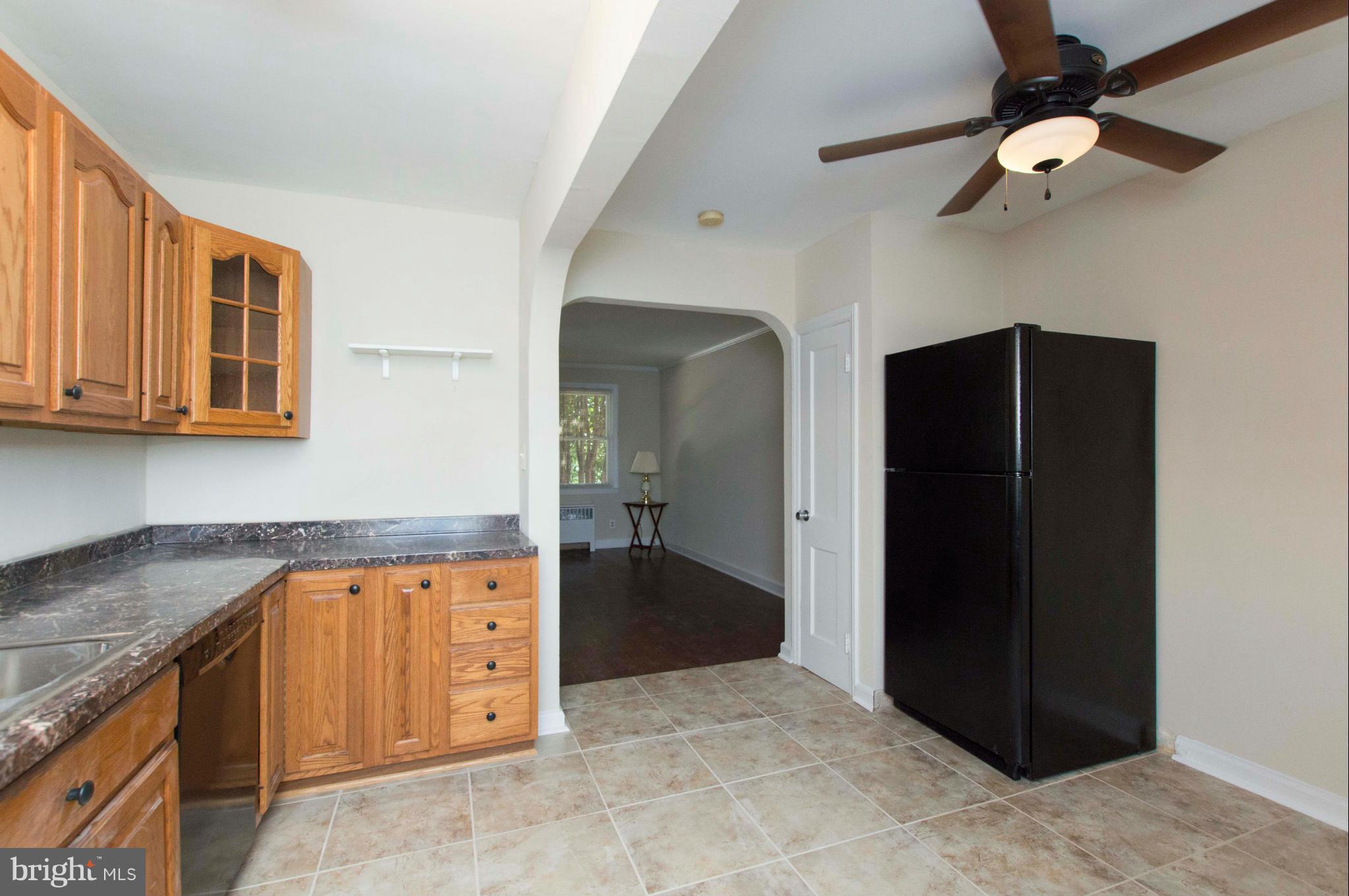 3546 Benzinger Road Baltimore, MD 21229 - Photo 14 of 30 Kitchen