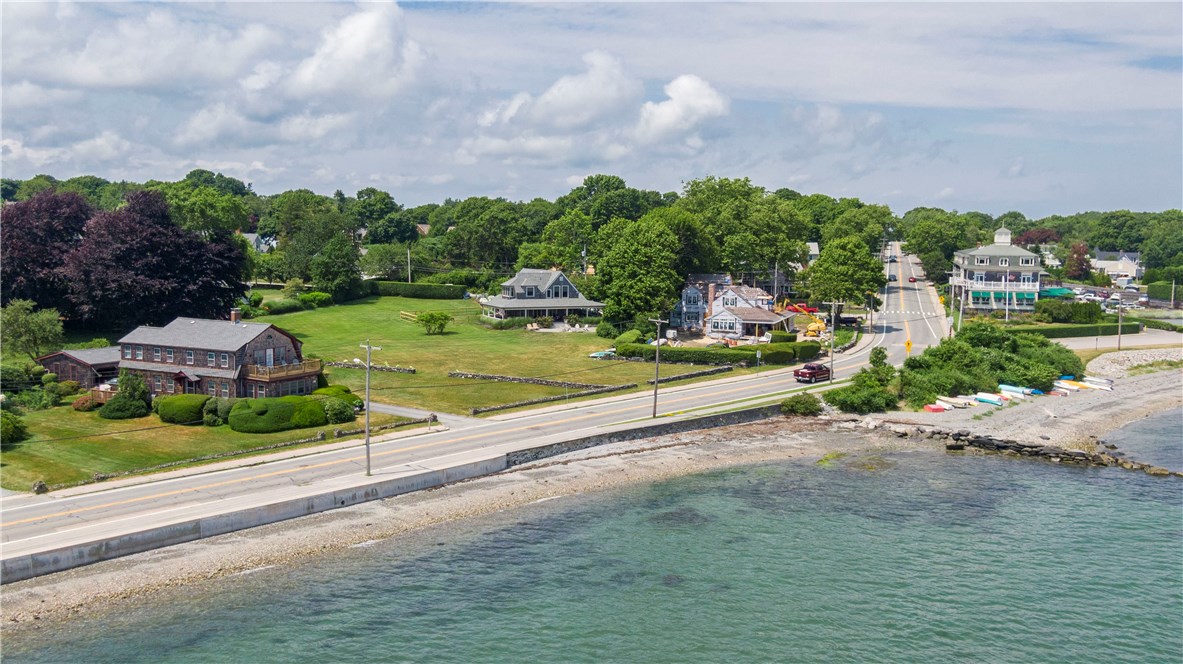 9 Bryer Avenue Jamestown, RI 02835 - Photo 11 of 48