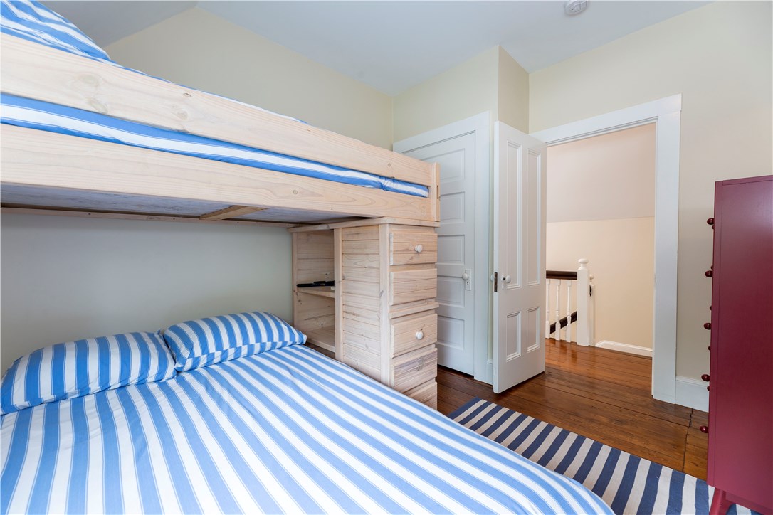 9 Bryer Avenue Jamestown, RI 02835 - Photo 29 of 48 First floor bedroom