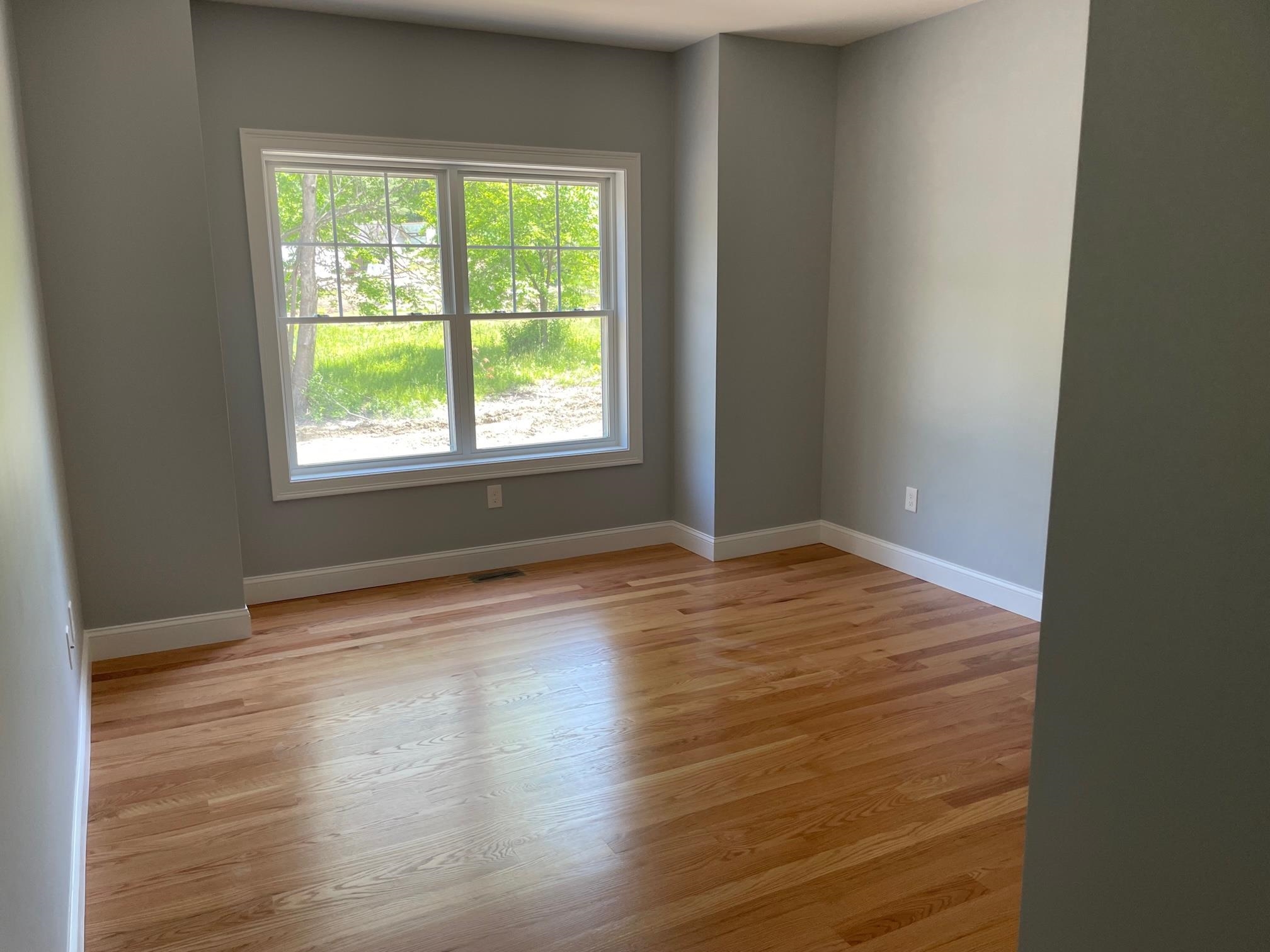 209 Bedford Road New Boston, NH 03070 - Photo 16 of 20