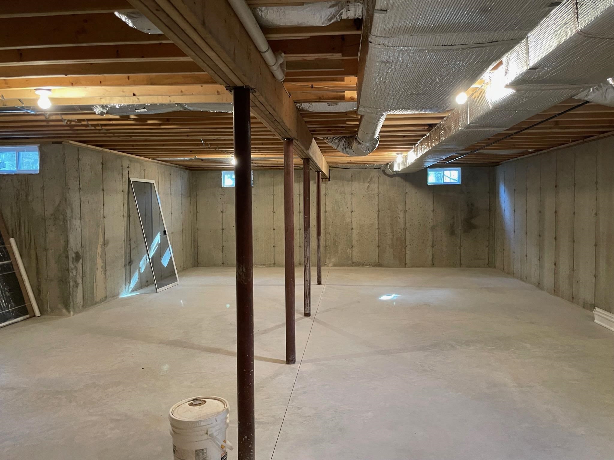 209 Bedford Road New Boston, NH 03070 - Photo 17 of 20