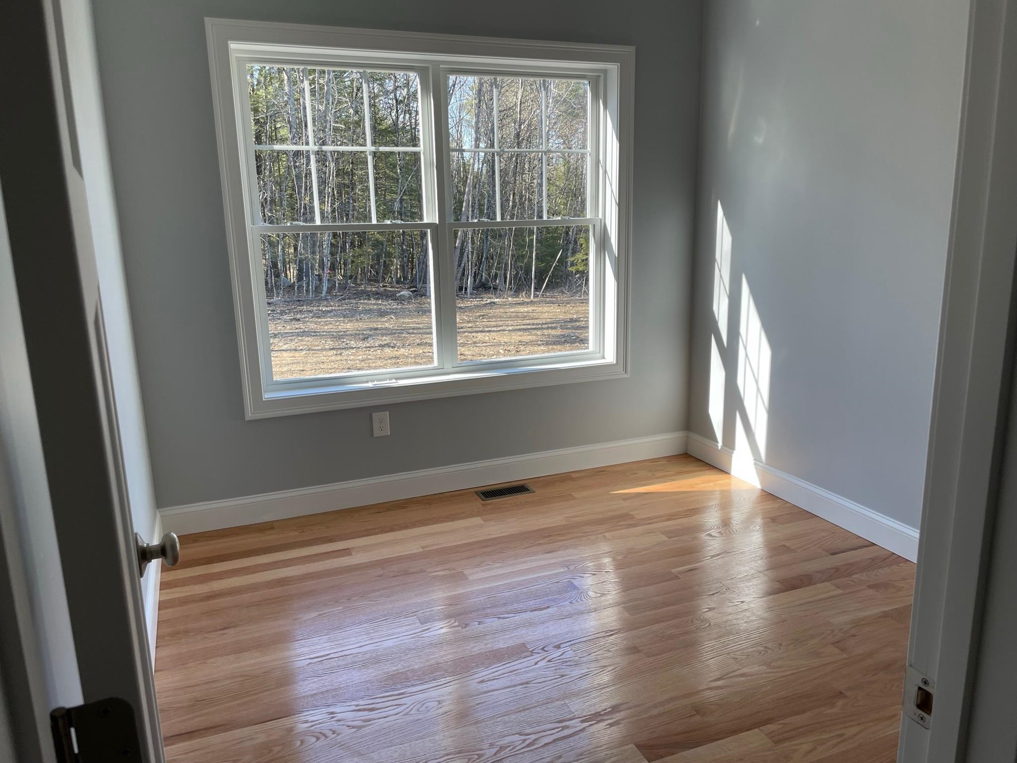 209 Bedford Road New Boston, NH 03070 - Photo 10 of 20