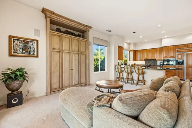 $1,625,000 | 650 Gold Canyon Drive, Palm Desert, CA 92211