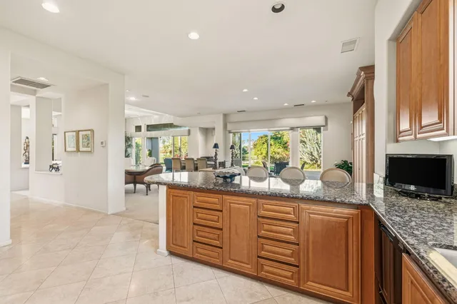 $1,625,000 | 650 Gold Canyon Drive, Palm Desert, CA 92211