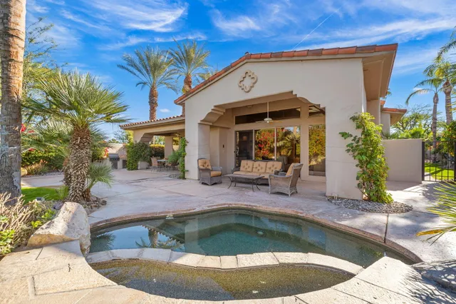 $1,625,000 | 650 Gold Canyon Drive, Palm Desert, CA 92211