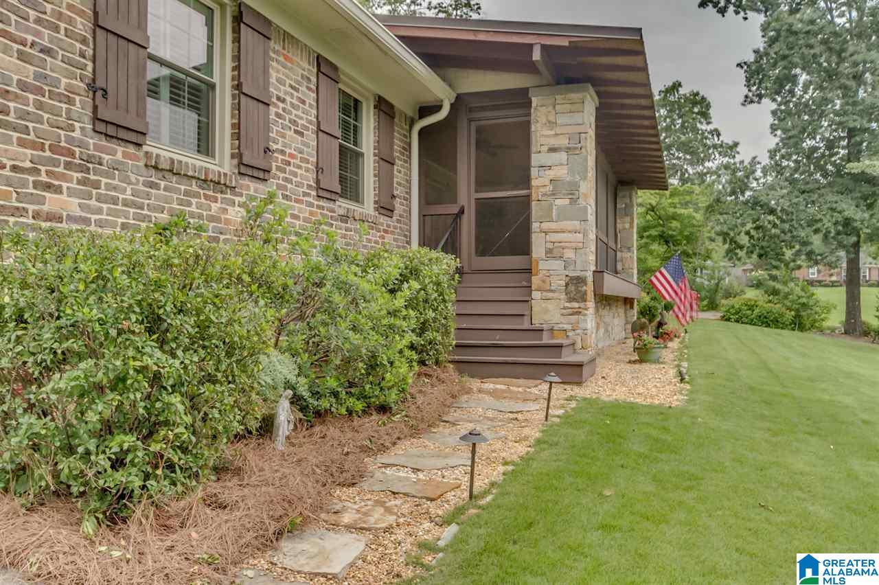 2108 Vesthaven Way Birmingham, AL 35216 - Photo 3 of 45
