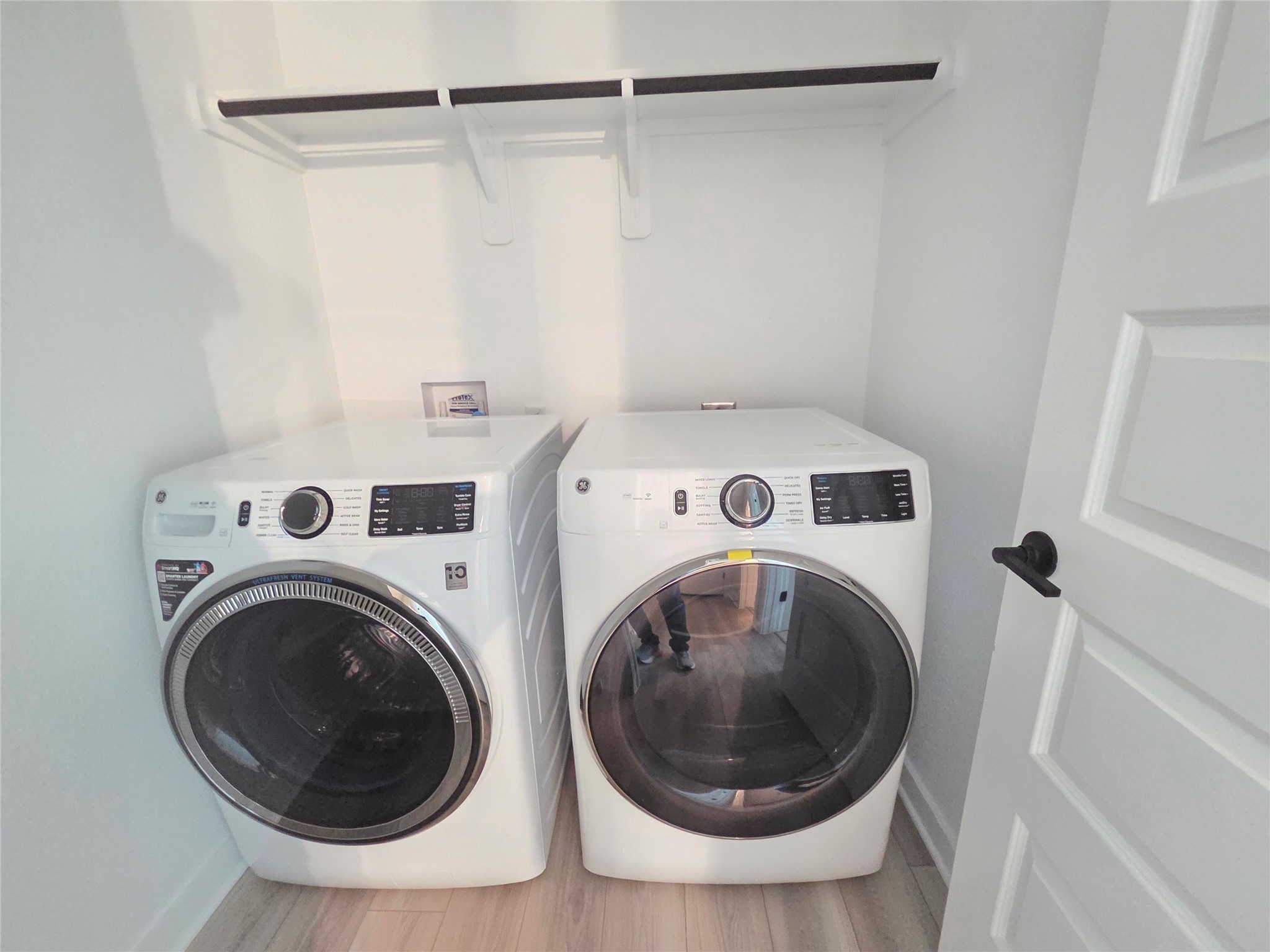 332 Marisol Bend Georgetown, TX 78626 - Photo 21 of 31 a utility room with dryer and washer