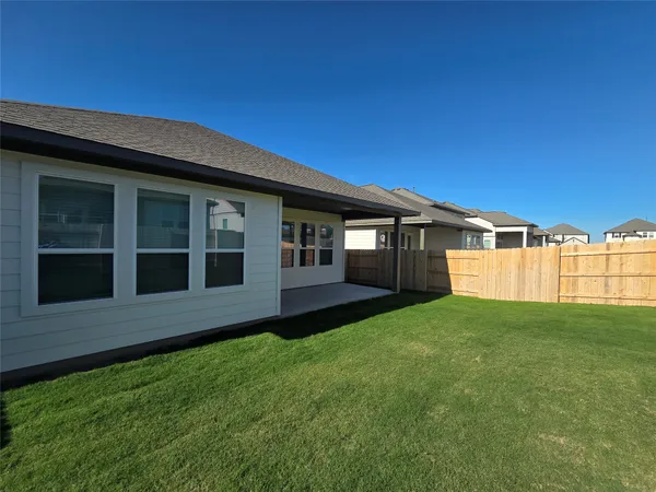 $2,345 | 332 Marisol Bend, Georgetown, TX 78626