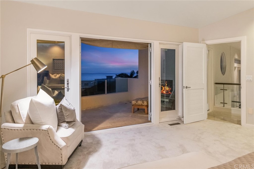 31597 Table Rock Drive Laguna Beach, CA 92651 - Photo 38 of 75 a living room with furniture and a bathroom