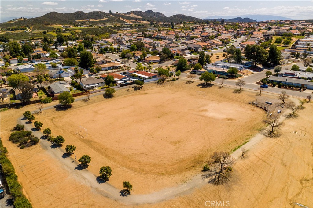 33552 Windmill Road Wildomar, CA 92595 - Photo 40 of 57 Community
