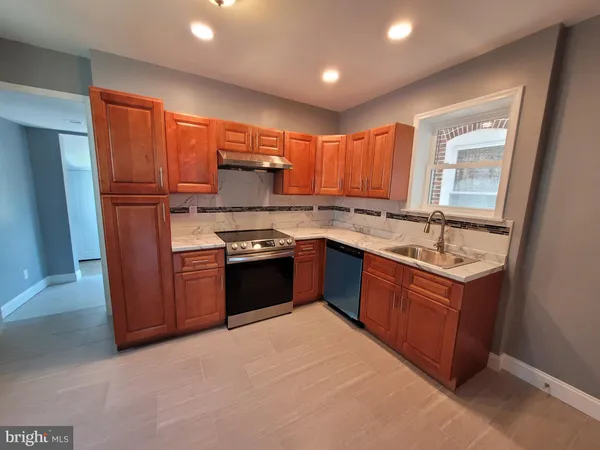 $2,450 | 45 Green Street, Lansdale, PA 19446