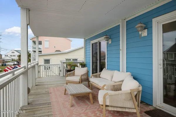 $3,650 | 201 West Glenn Street, Atlantic Beach, NC 28512