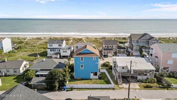 $3,650 | 201 West Glenn Street, Atlantic Beach, NC 28512