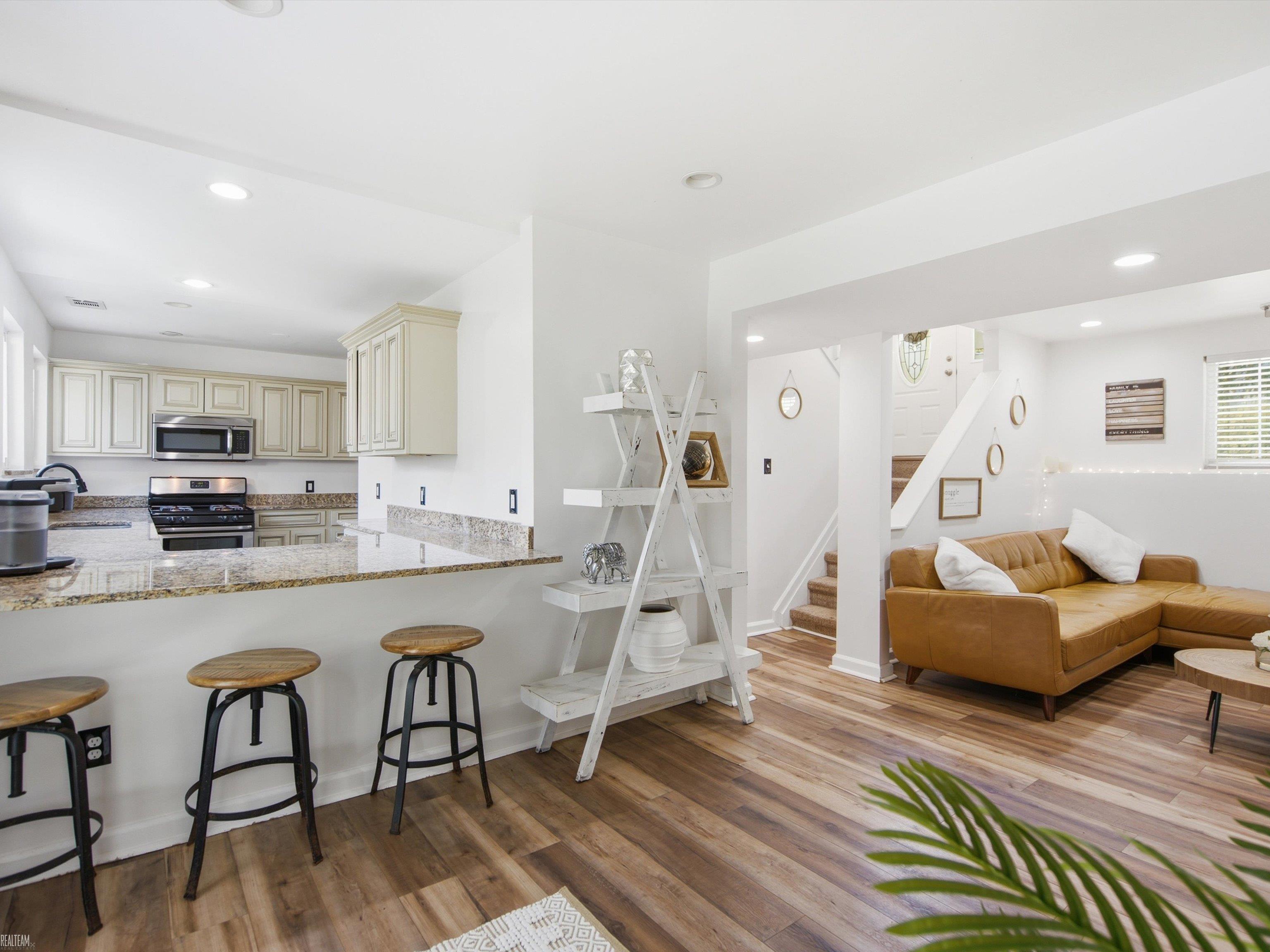 715 North Conklin Road Lake Orion, MI 48362 - Photo 13 of 54 Gallery Image 13