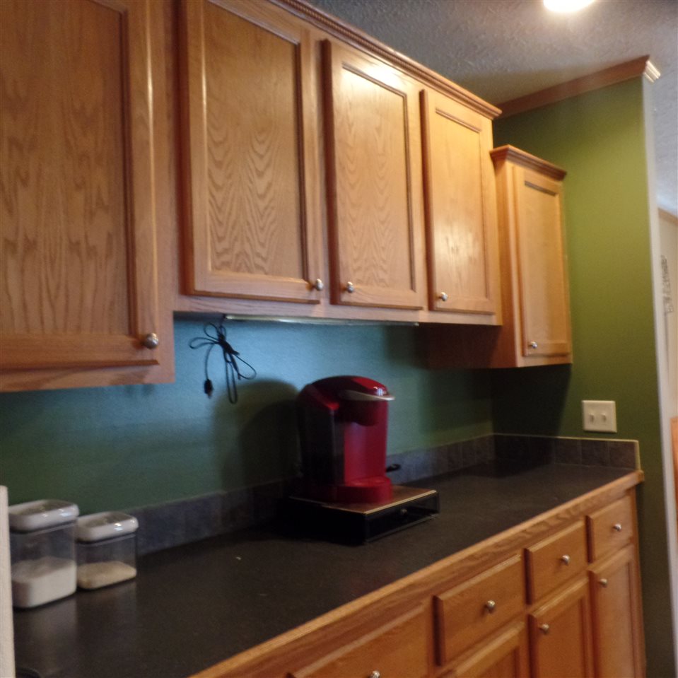 8245 East Baseline Road Mount Pleasant, MI 48858 - Photo 14 of 29 1830637-13.JPG